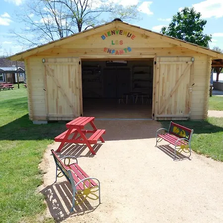 帕迪玛朵野营酒店 4*