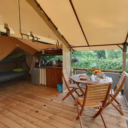 帕迪玛朵野营酒店 罗卡马杜尔